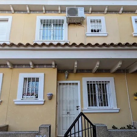 2 Bedroom Algorfa Townhouse With Pool *